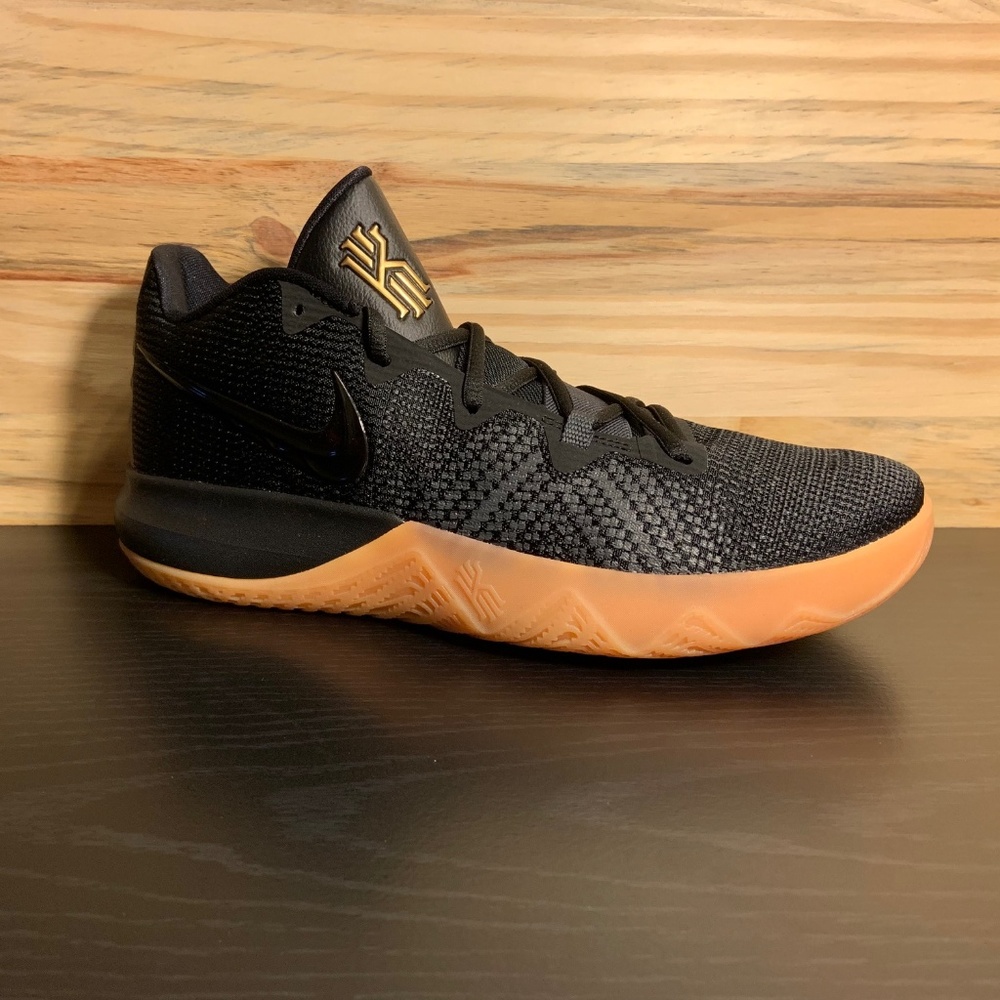 New Nike Kyrie Irving Black Gold Basketball Shoes - Picture 3 of 7